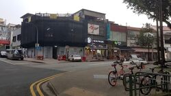 Holland Village (D10), Retail #582079551